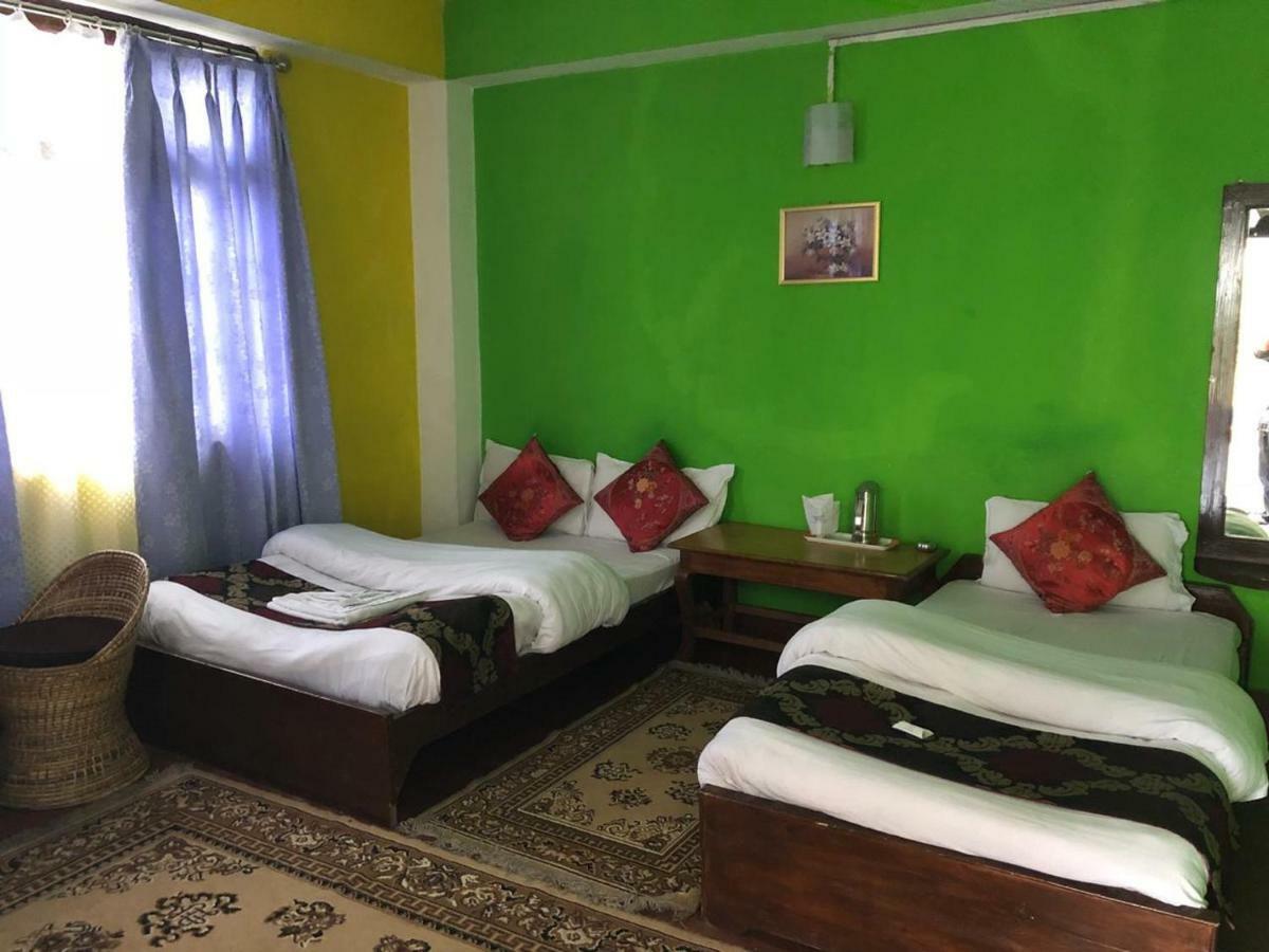 Golden Fish Hotel, Lachung Zewnętrze zdjęcie